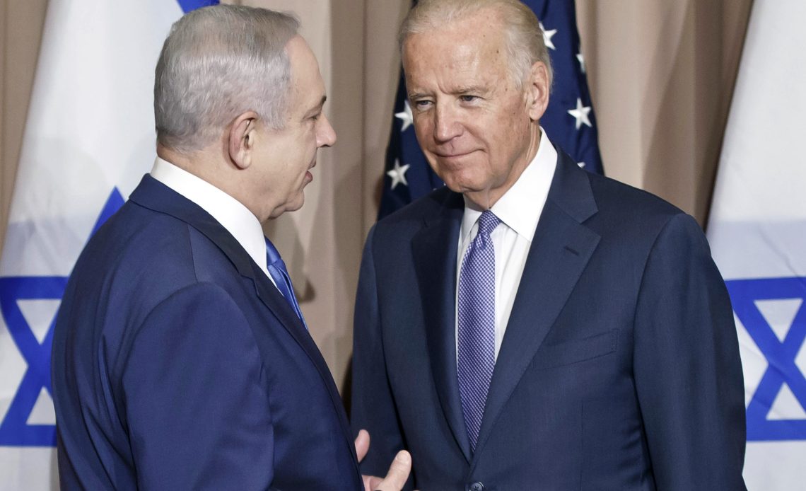 Biden junto a Netanyahu
