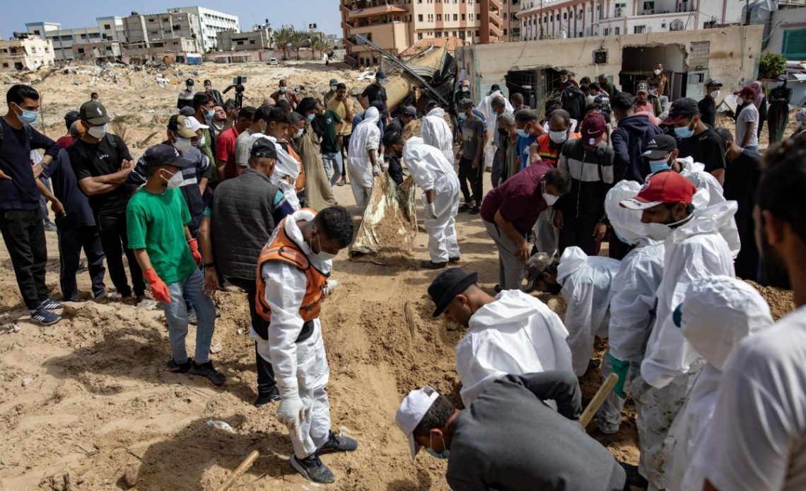 Encuentran cadáveres en Gaza