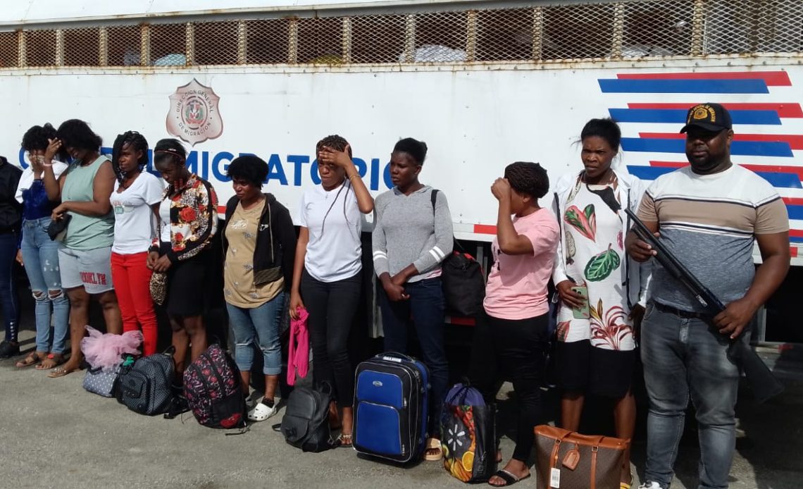Haitianos detenidos