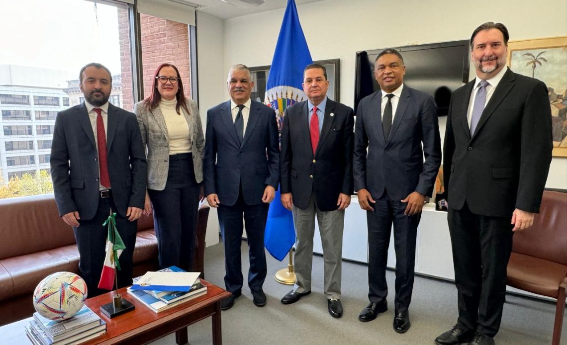Oposición de RD ya está reunida con funcionarios OEA