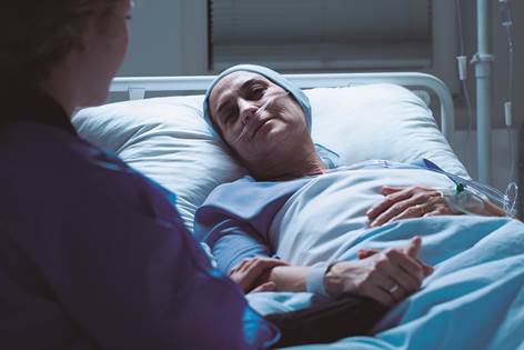 El fenómeno que ocurre antes de morir y que las enfermeras no saben explicar