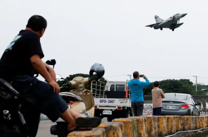Taiwán movilizó aviones y puso en alerta unidades navales, terrestres y de misiles, ante ejercicios de China