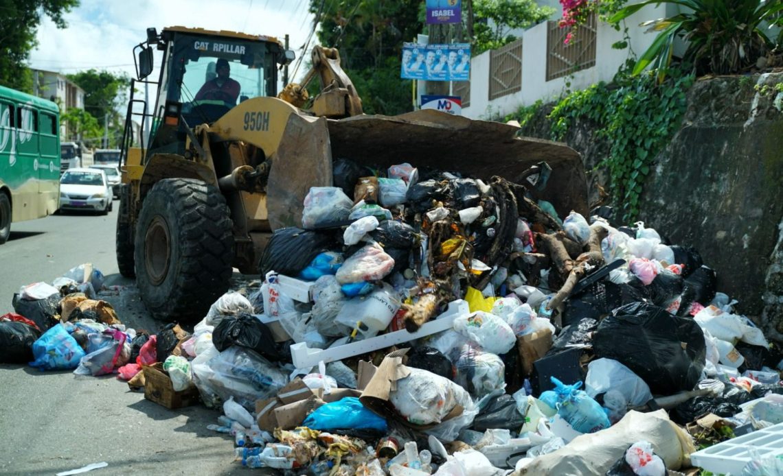 30 vertederos improvisados eliminados mediante programa "Guerra Contra la Basura" en SDE