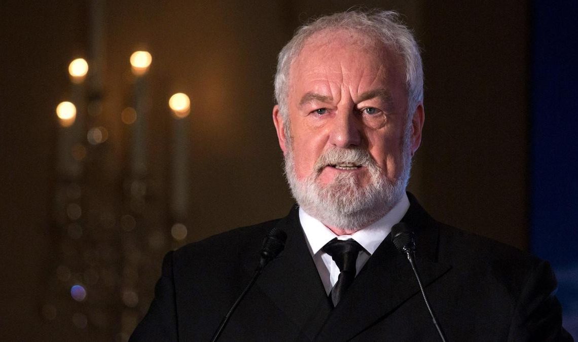 Muere Bernard Hill