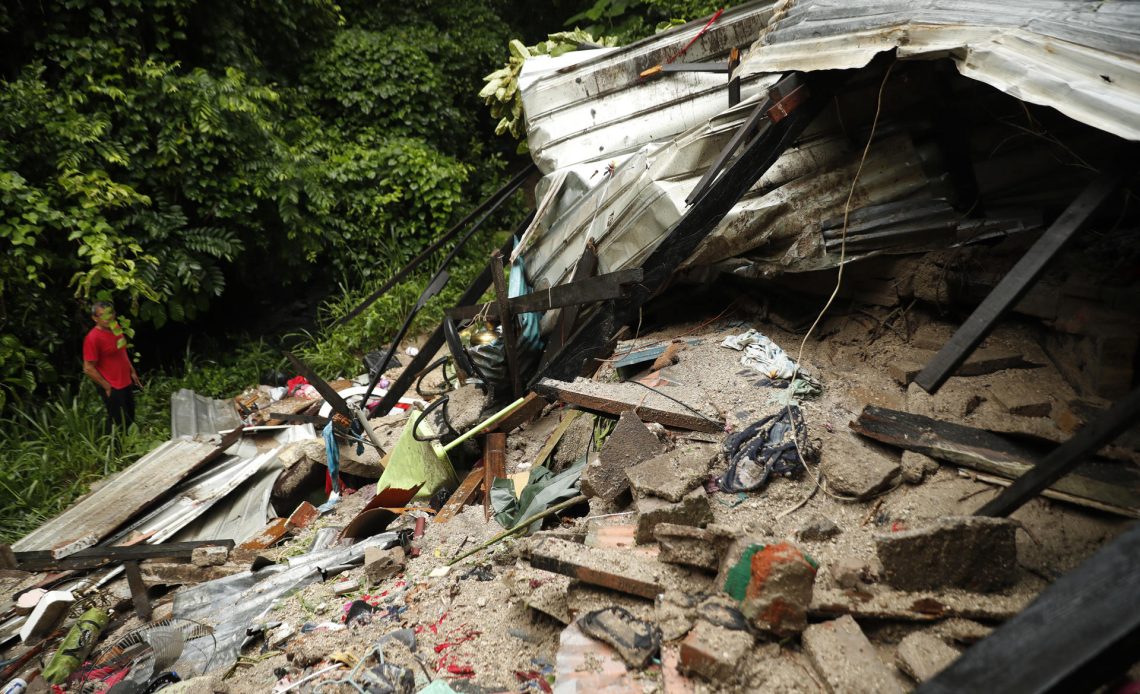 Se eleva a 19 la cifra de fallecidos por las fuertes lluvias en El Salvador