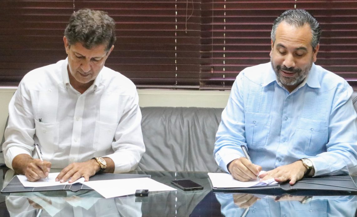 Inefi junto a Fundacion Cibao FC