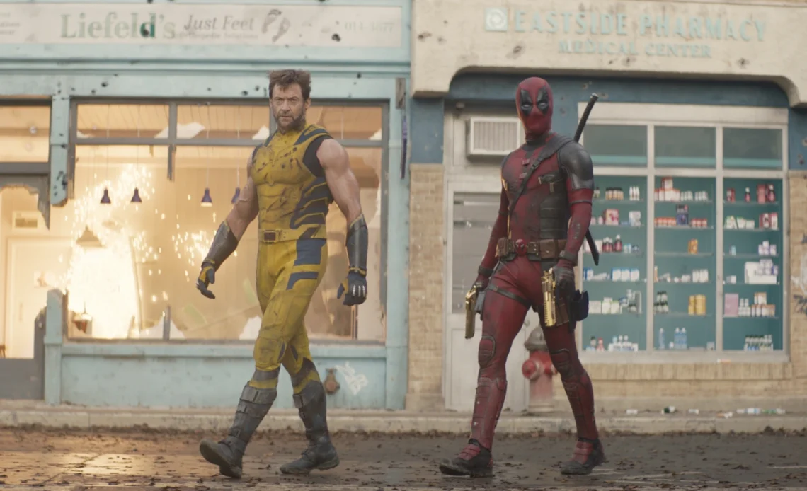Crítica de la película: En 'Deadpool & Wolverine', la película de superhéroes finalmente se acepta como lo que es