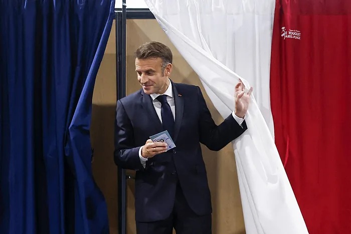 La izquierda francesa y Macron consiguen frenar a Le Pen, que sería tercera fuerza, según los sondeos