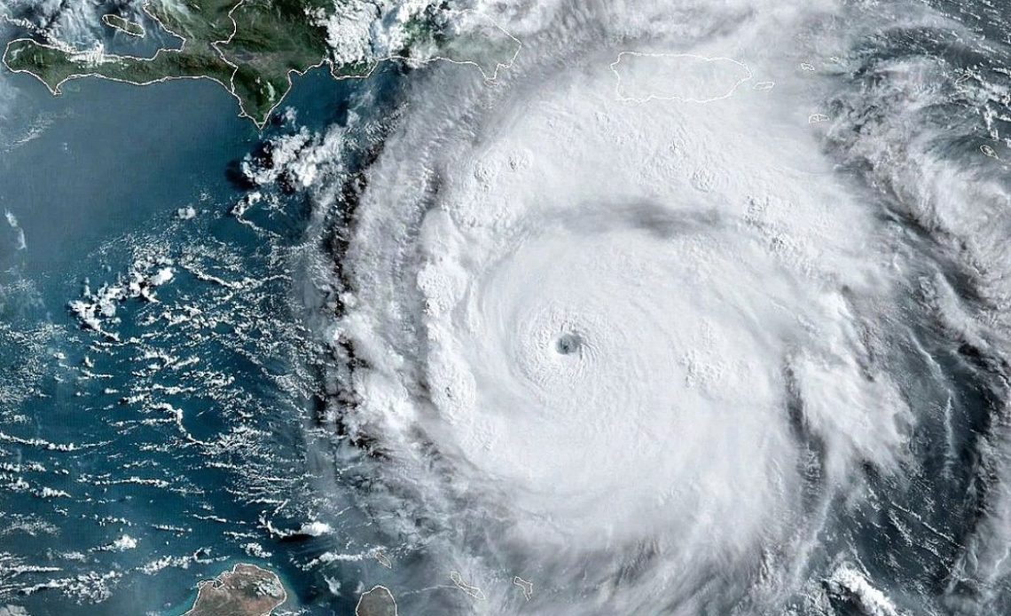 Beryl continúa desplazándose por el mar Caribe como un poderoso huracán categoría 5 con vientos sostenidos de 266 kilómetros por hora. El analista meteorológico Jean Suriel adelantó que todo el territorio estará bajo la nubosidad de la amplia circulación del fenómeno durante las próximas 12 horas