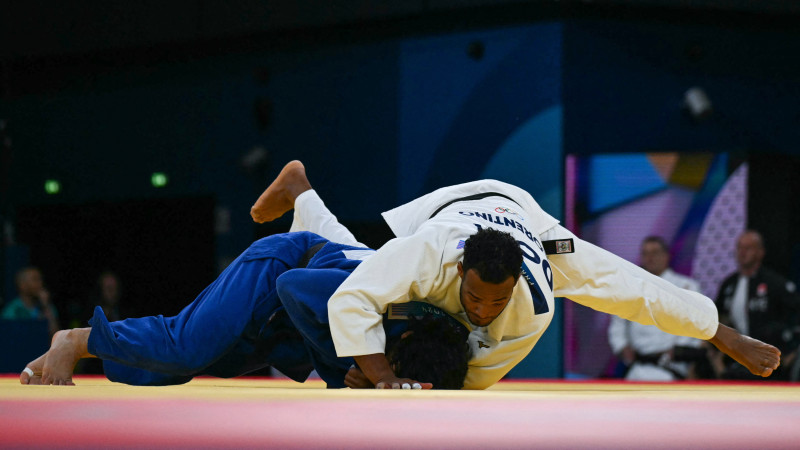 El judoca dominicano Robert Florentino se va en primera ronda de París