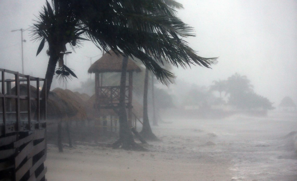 Aumenta a siete los fallecidos por huracán Helene en EE.UU.