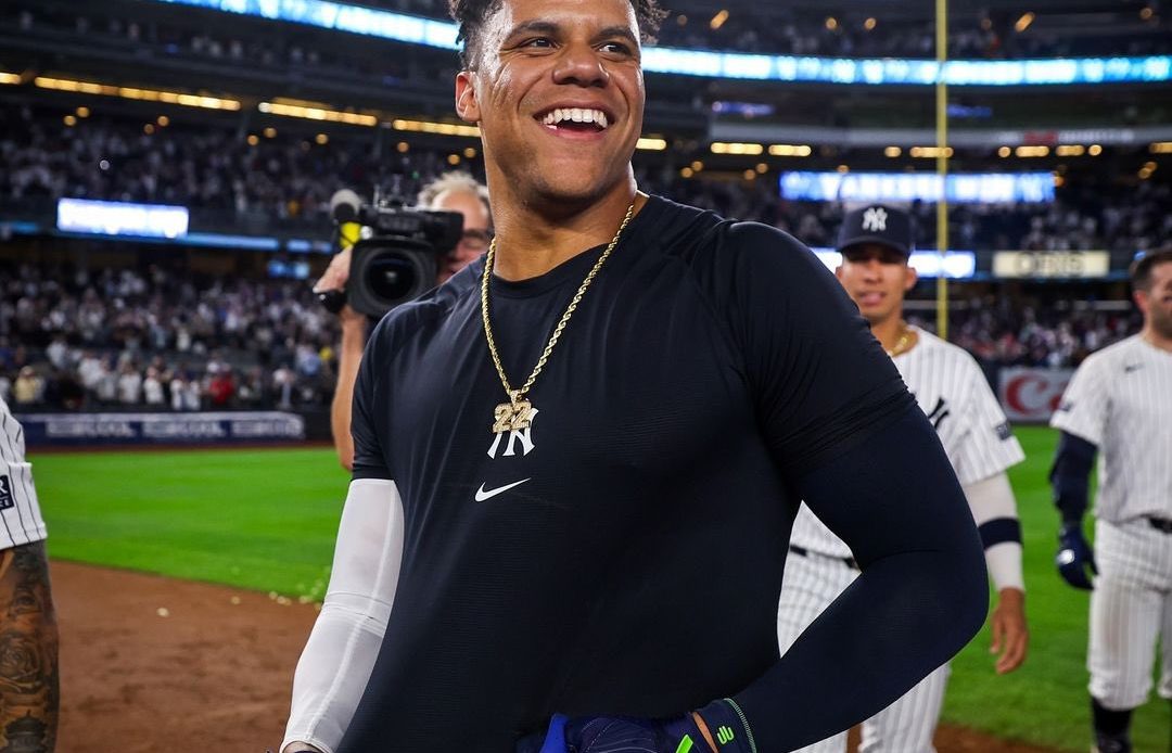 Yankees dejan a Boston en el terreno con hit de oro de Juan Soto