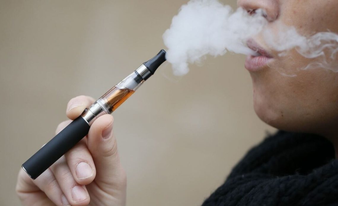 Lanzan iniciativa para evitar el uso de vapeadores entre estudiantes