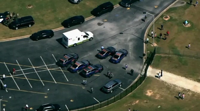 Tiroteo en la escuela Apalachee de Georgia deja al menos 4 muertos y 30 heridos