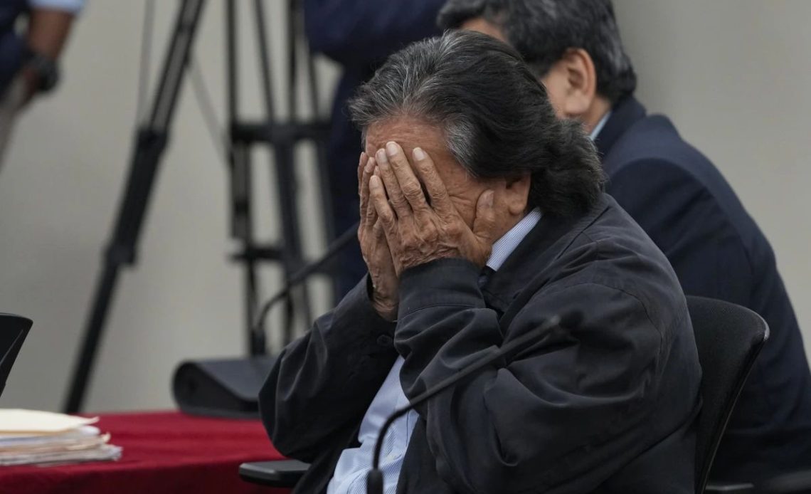 Condenan a 20 años y medio a expresidente peruano Alejandro Toledo por corrupción en caso Odebrecht