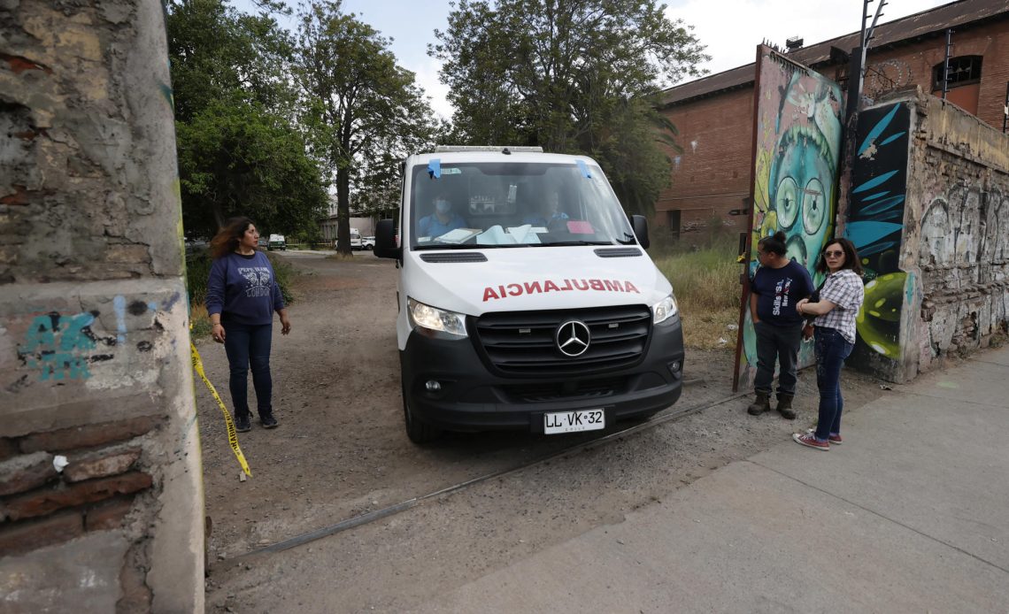 Gobierno de Chile confirma que hay cinco estudiantes en extrema gravedad por explosión de una bomba molotov en un instituto