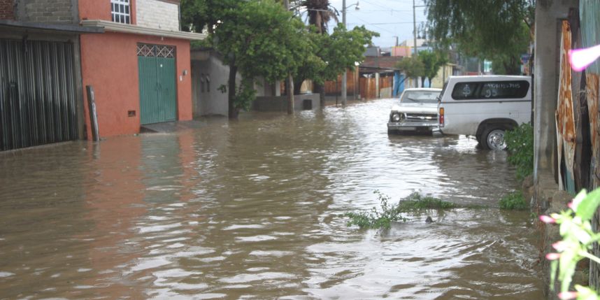 El Centro de Operaciones de Emergencias (COE) informó que en la provincia de Montecristi 17 viviendas fueron inundadas parcialmente por las recientes lluvias que se han registrado en el país.