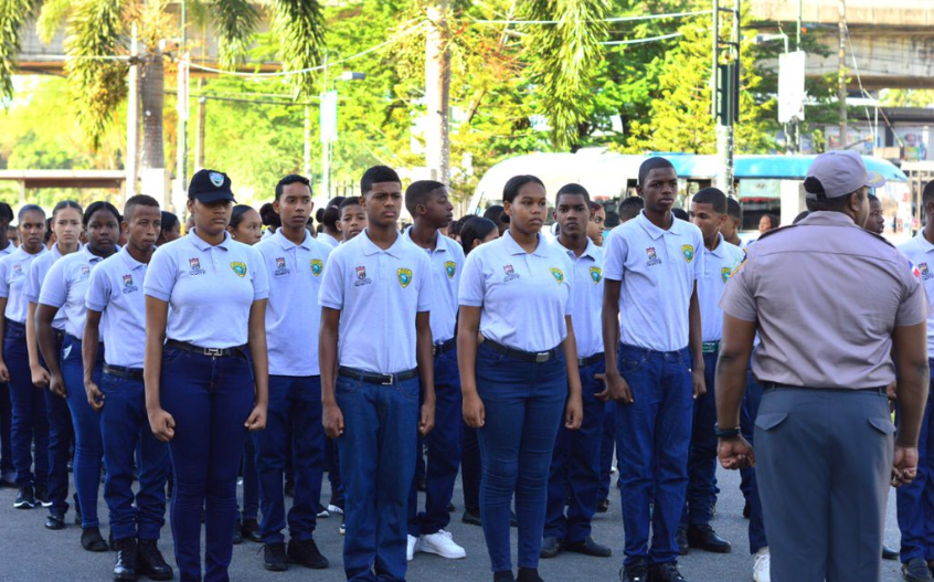 Respalda proyecto que busca crear Dirección Nacional de Policías Municipales