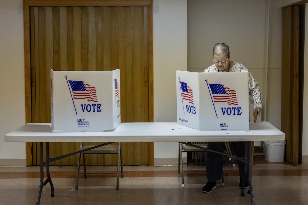 Ciudadano estadounidense votando