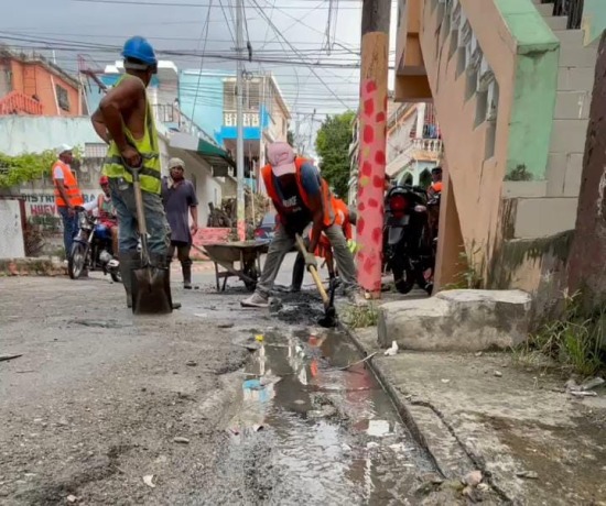 Betty Gerónimo encabeza jornada “Alcaldía en el Barrio”, en Villa Mella