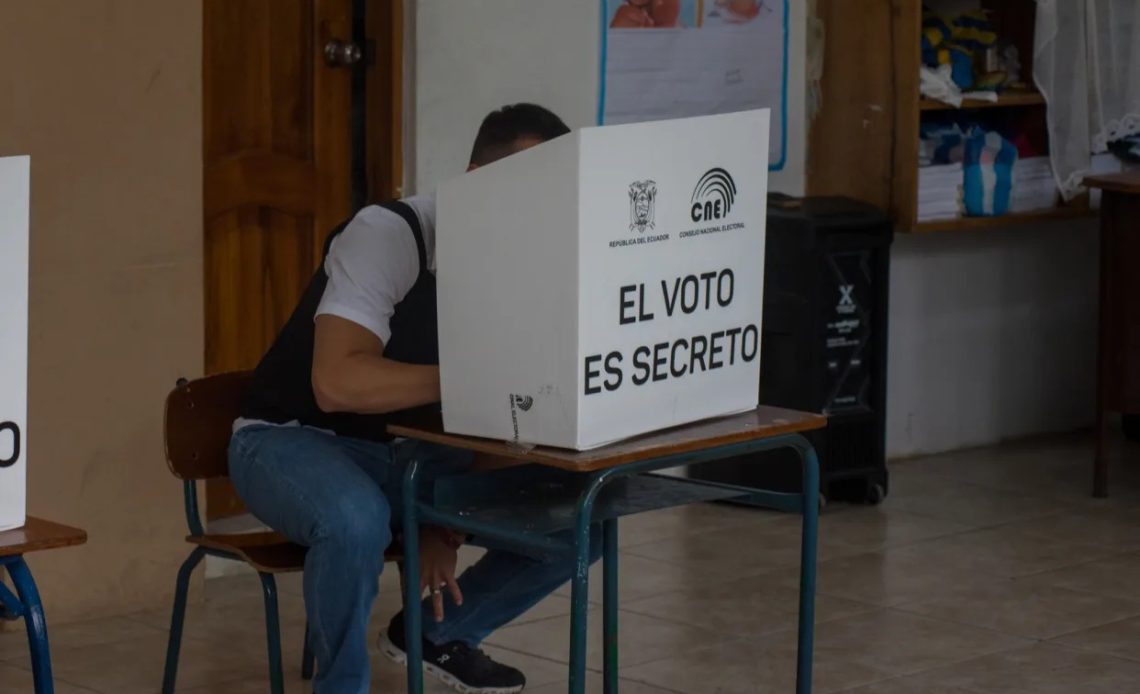 Ecuador elecciones