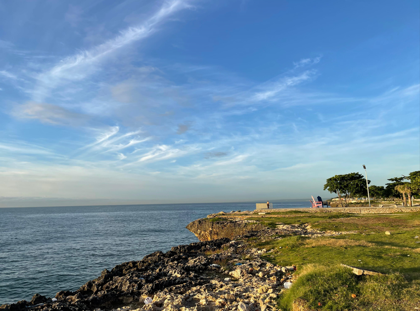 Lluvias persisten en distintos puntos del país, aunque un sol brillante se asoma por la costa caribeña