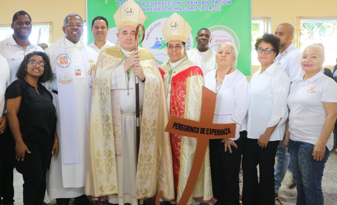 Monseñor Piergiorgio Bertoldi da inicio al Jubileo Penitenciario en RD