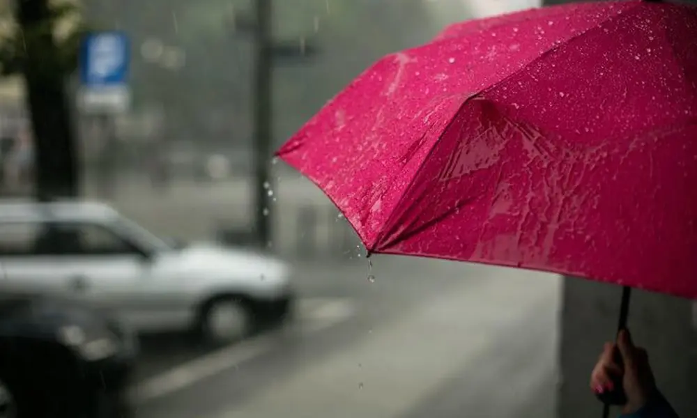 Pronósticos de lluvias débiles y recomendaciones de precaución en las costas vigentes