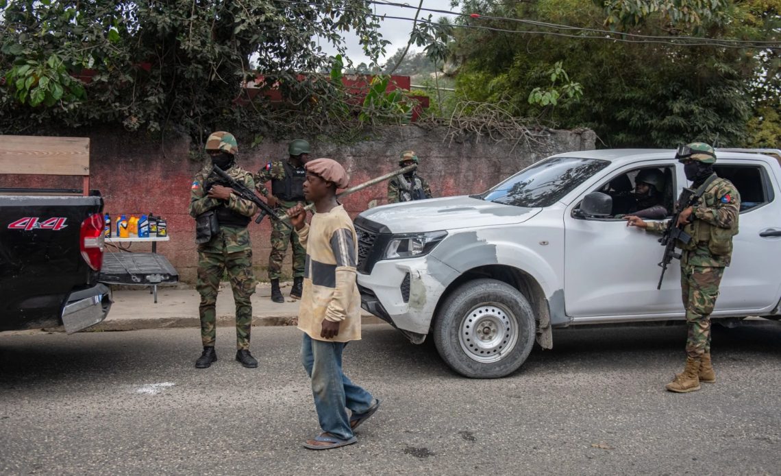 Tres personas muertas durante ataque de bandas en Haití