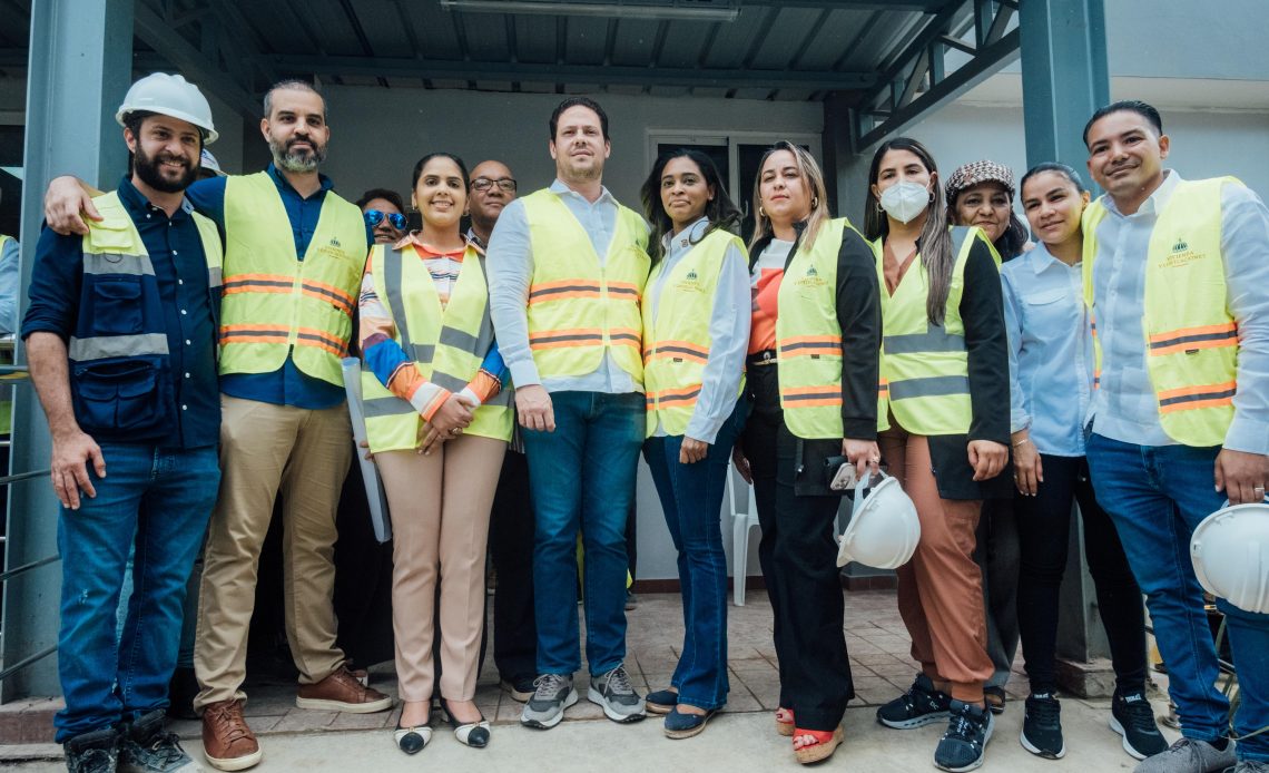 Bonilla supervisa remozamiento en Jarabacoa