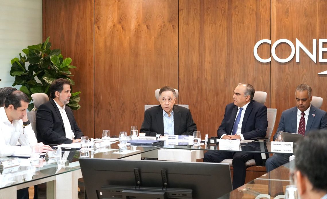 Conep respalda medidas para fortalecer sector eléctrico