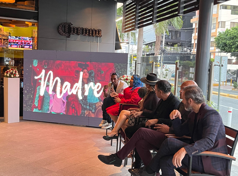 Estreno de ‘Madre: A dos centímetros de ti’: Una conmovedora historia de amor y reconciliación