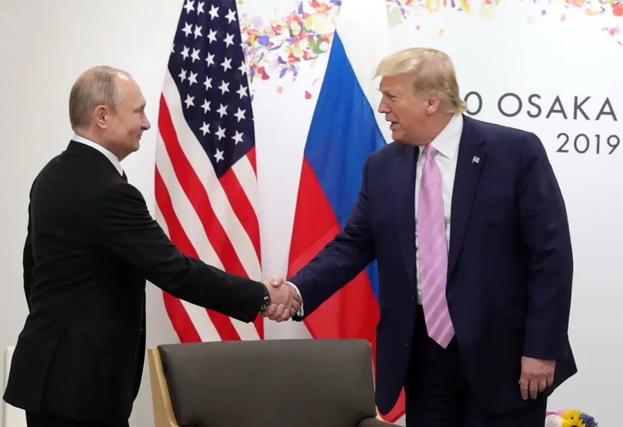 Trump habló con Vladimir Putin y acordó el comienzo de negociaciones para poner fin a la guerra en Ucrania