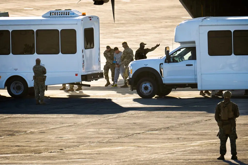 Venezolanos trasladados a Guantánamo