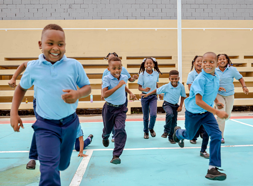 Iniciativa por Educación de Calidad dice que alimentación escolar reduce deserción