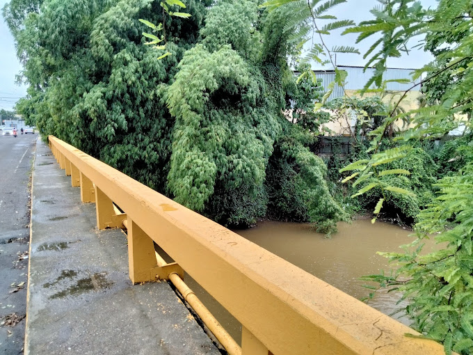 Puente sobre el río Camú La Vega